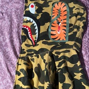 Bape Camo jacket rare. Size large